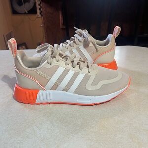 Tan/Orange Adidas tennis shoes